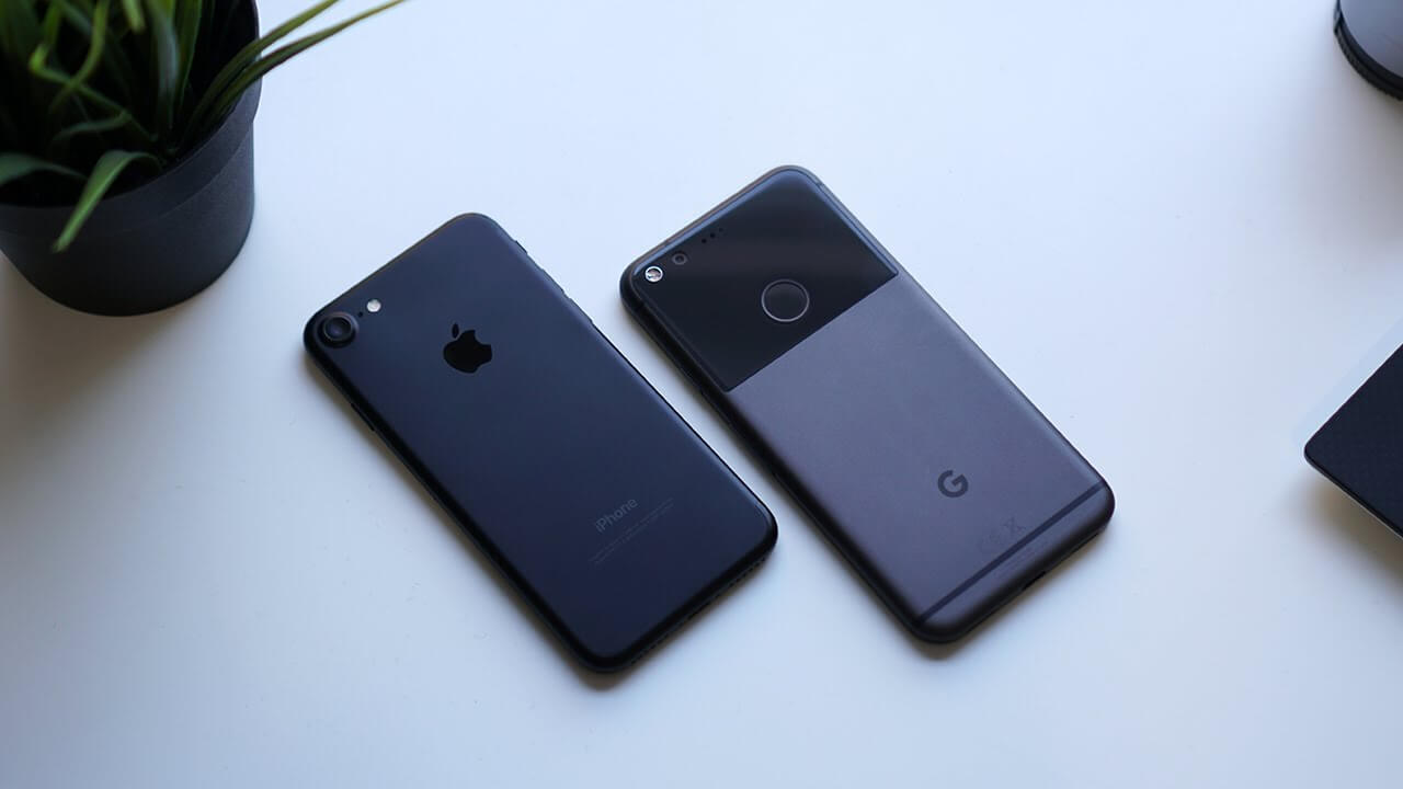 Google Pixel vs Apple iPhone - Which is Better? - Study Warehouse